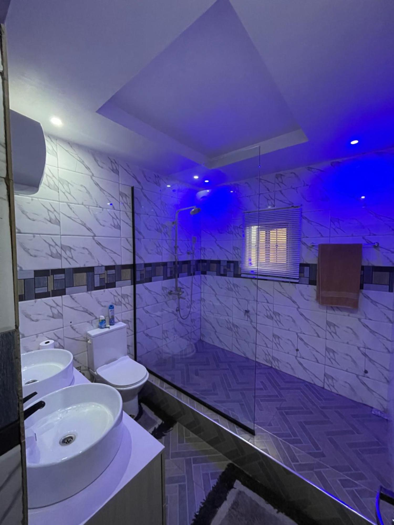 24-Hour Electricity An Entire Stylish 4-Bedroom Bungalow Akure Luaran gambar