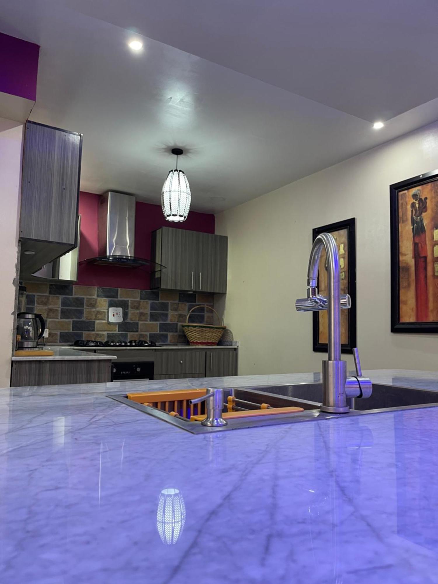 24-Hour Electricity An Entire Stylish 4-Bedroom Bungalow Akure Luaran gambar