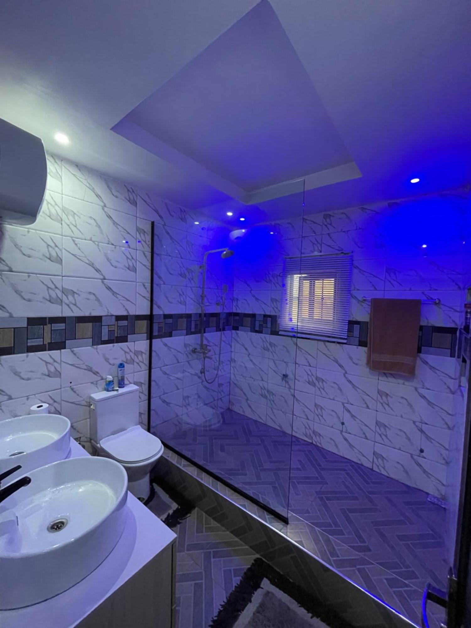 24-Hour Electricity An Entire Stylish 4-Bedroom Bungalow Akure Luaran gambar